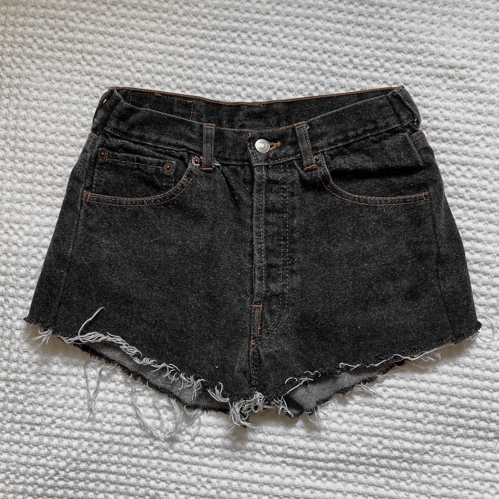 VINTAGE LEVIS SHORTS